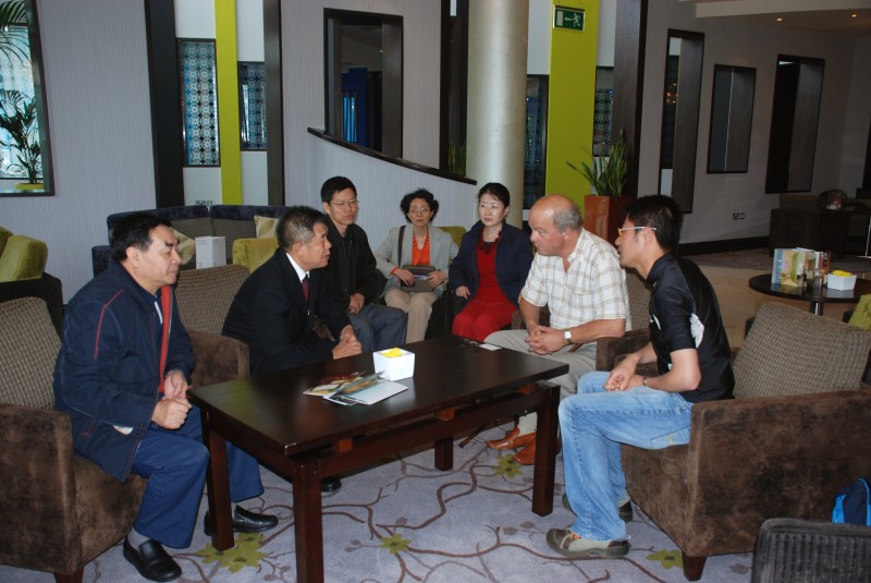 中国公园协会代表团参加2007年在爱尔兰召开的IFPRA国际大会，与IFPRA秘书长会谈