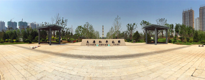东门广场