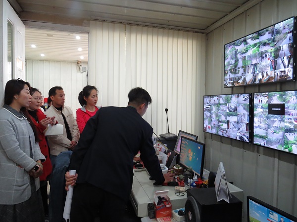 修改4月11日迎接北京市第十五中学教师参观万寿公园应急避险系统 (3)